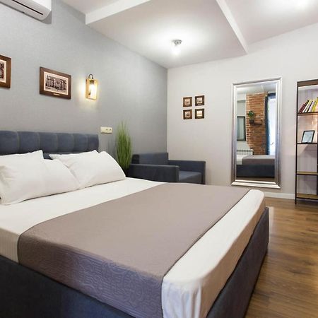 Cozy Apartment In The Center - Podilskyi Lane 7 Charkiw Exterior foto